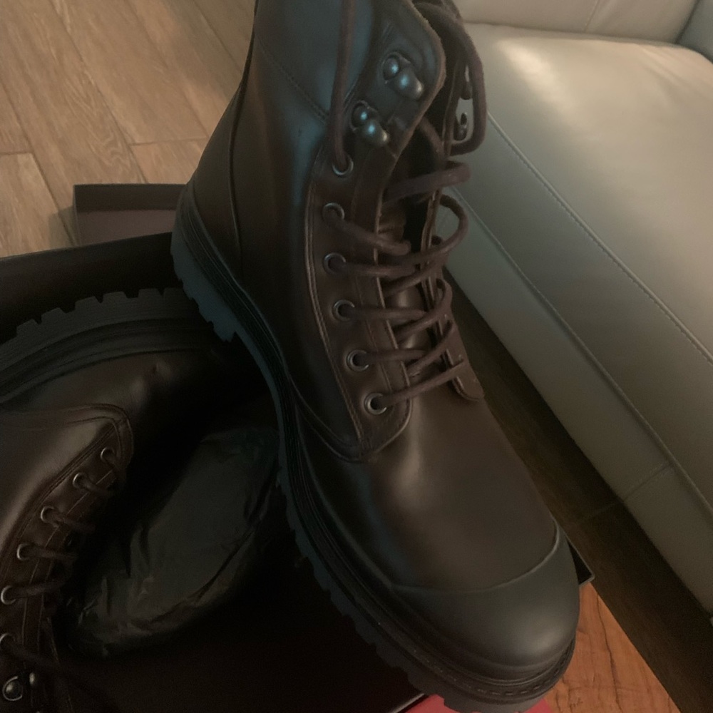 Allen edmonds mens boots / shoes
